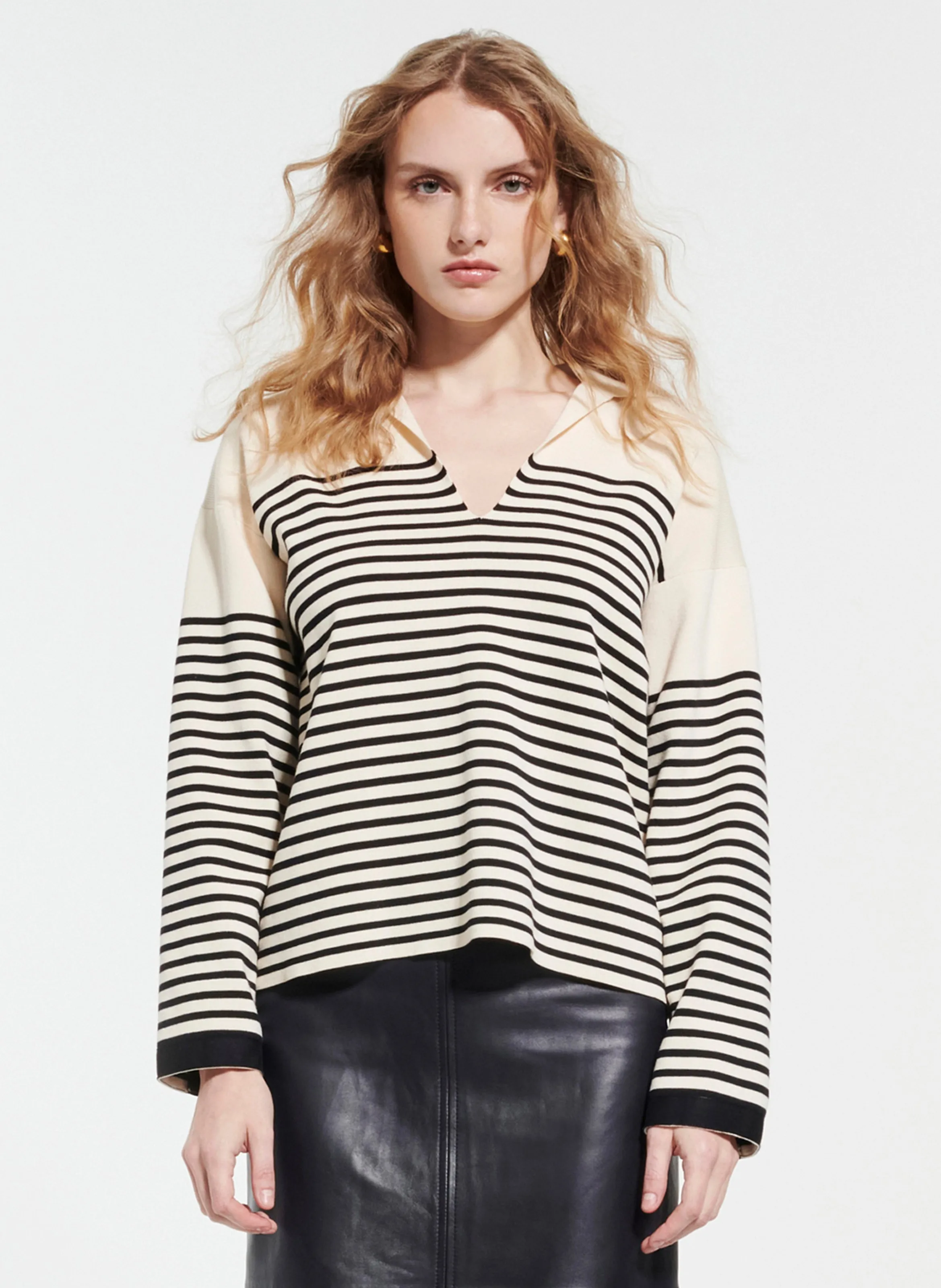 ZAPA NAUTIC - Jersey oversize de algodón a rayas con cuello de pico en rosa